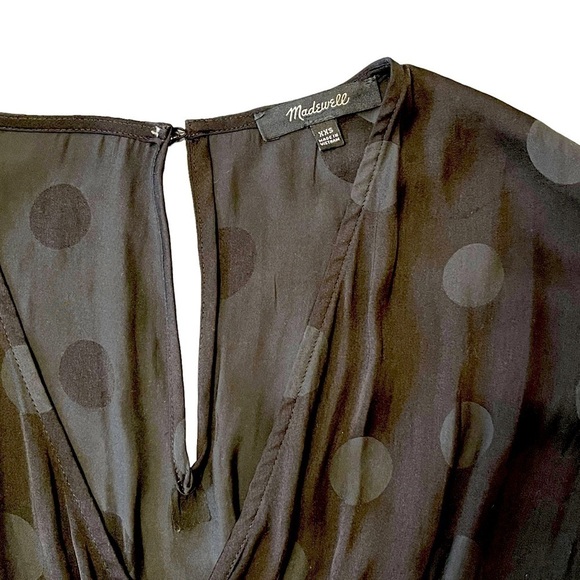 Madewell Wrap-Front Smock-Waist Jumpsuit in Dot Jacquard. Black Size XXS #825 - Picture 5 of 7